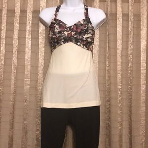 Lululemon Wrap it Up Tank 🌸🌺☘️🎄🧤🌼